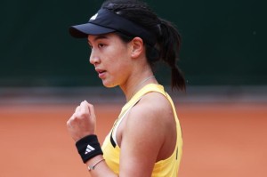 开云体育登录-降雨难阻王欣瑜前行脚步 迎来法网女单突破良机