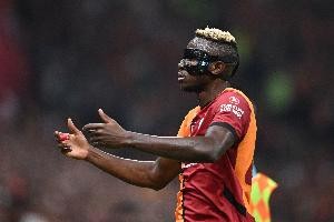 开云官网-记者：加拉塔萨雷正与那不勒斯接触，起草奥斯梅恩的转会协议